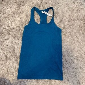 Lululemon Swiftly Tech Racerback Tank Top 2.0
Hip Length exclusive color